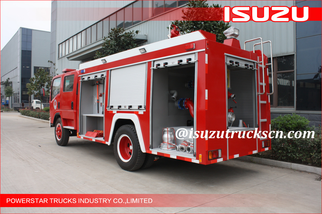 Factory 4000L ELF 700P Japanese Water Tank Fire Trucks