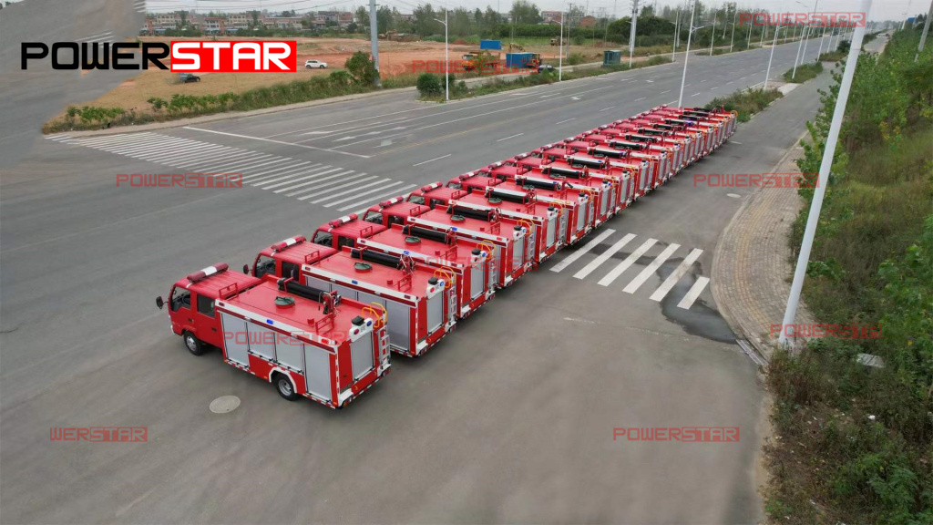 Japanese chassis ISUZU Fire fighting Truck with water tanker and water foam tanker for fire Emergency Rescuing