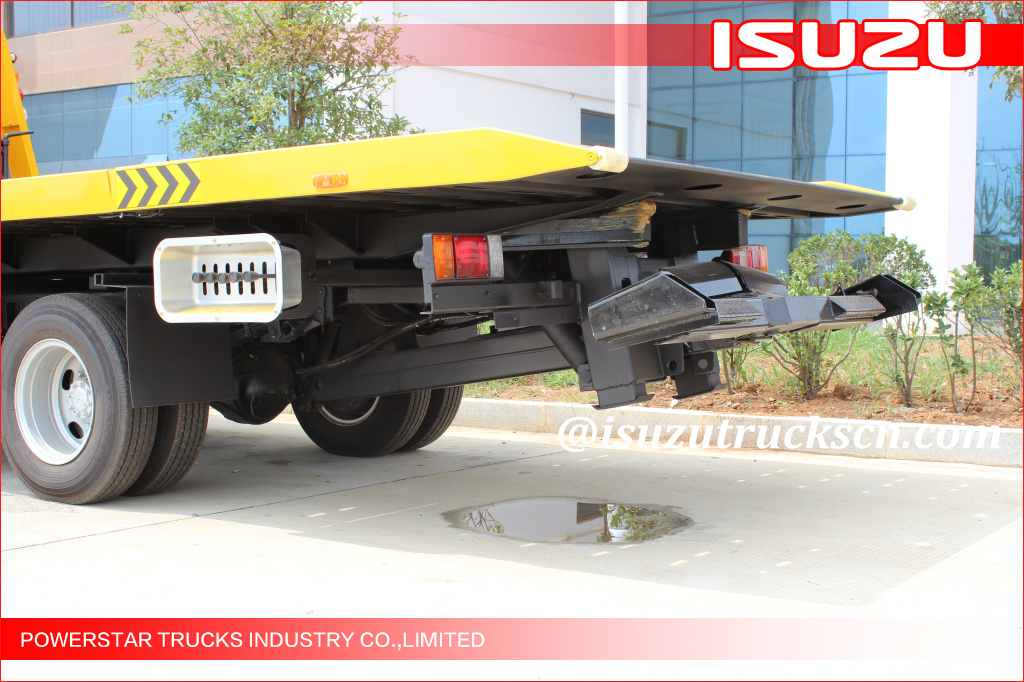 3Tons Isuzu Road Wrecker Truck Emergency Rescue Vehicle