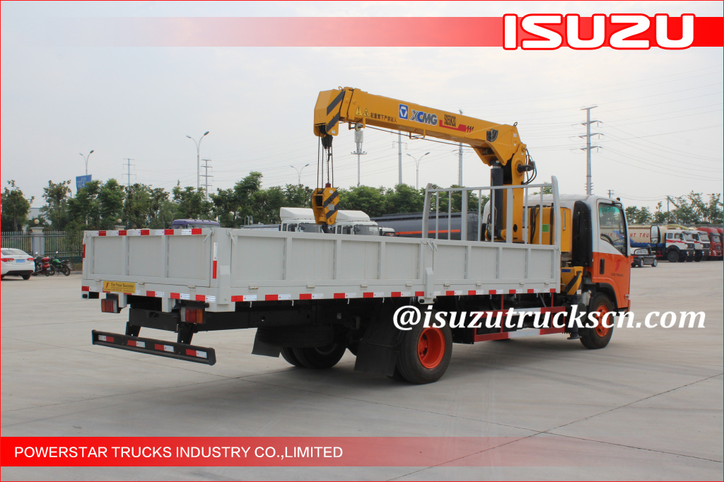 5Ton Isuzu Cargo body with Crane for ROKO Rwanda