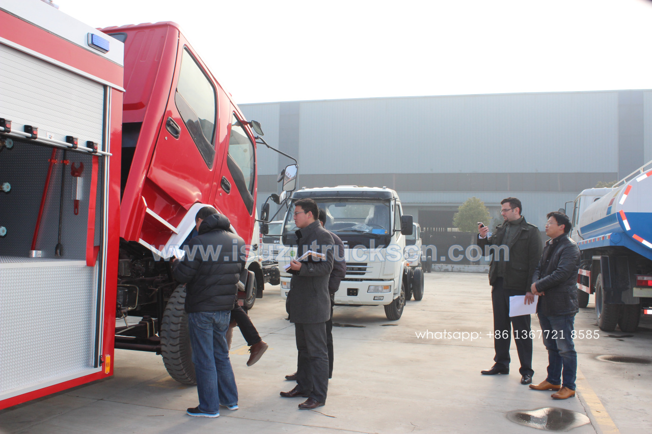 3untis Heavy Isuzu Foam Fire truck and 4units Isuzu truck with crane for Nigeria