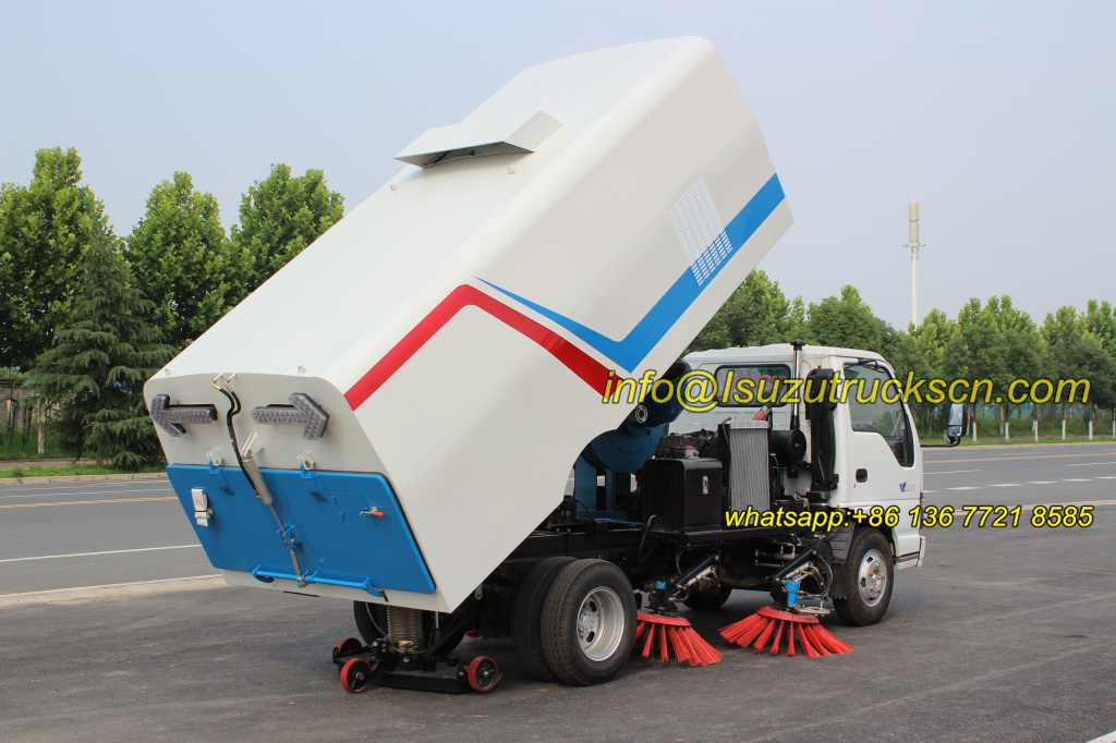 Street Sweeper Truck Isuzu details pictures