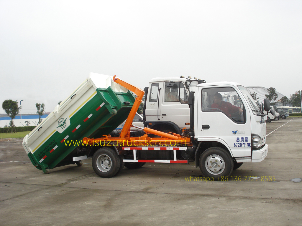 hydraulic lifter truck Isuzu hook lift garbage truck small roll off garbage truck pictures