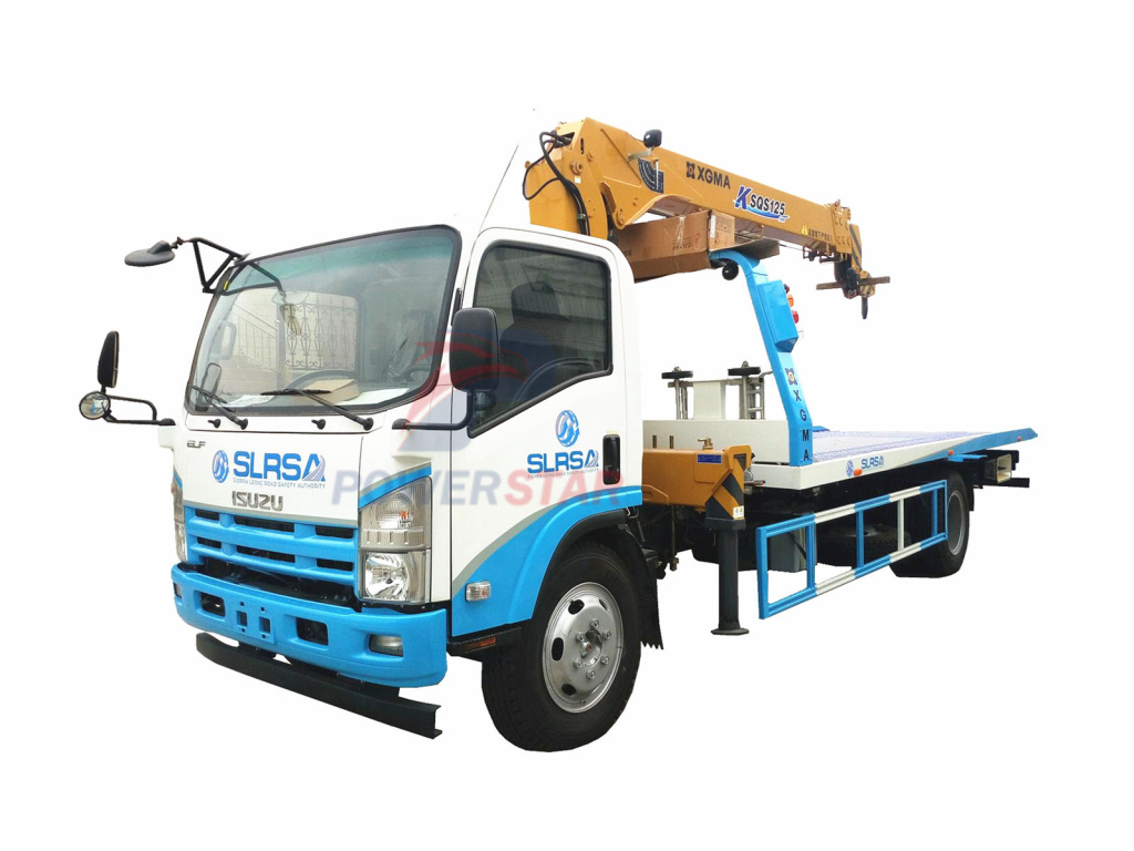 Isuzu Recovery wrecker with Crane