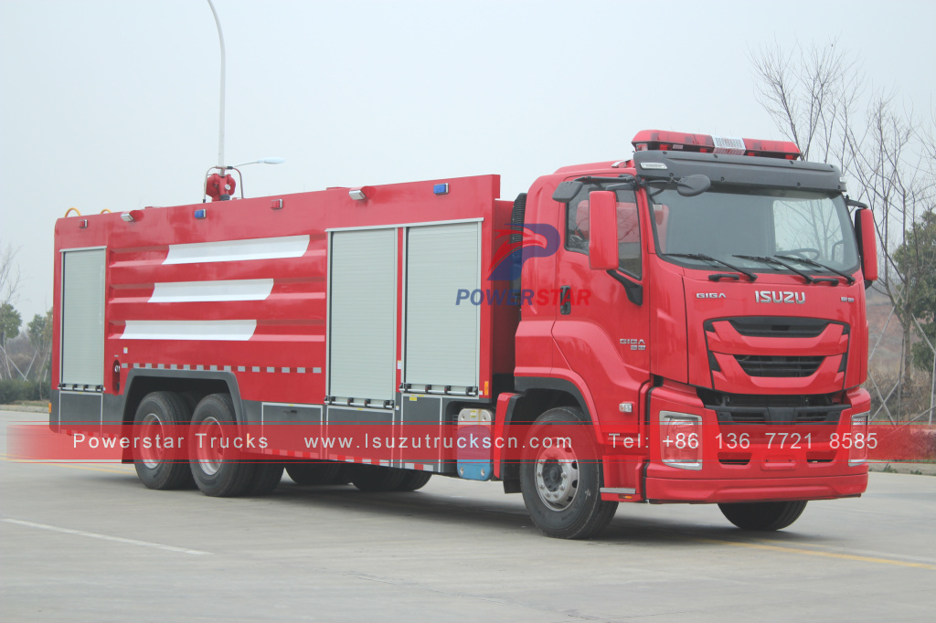 Japanese brand GIGA Water Tank/Foam Tank Fire Fighting Truck for sale