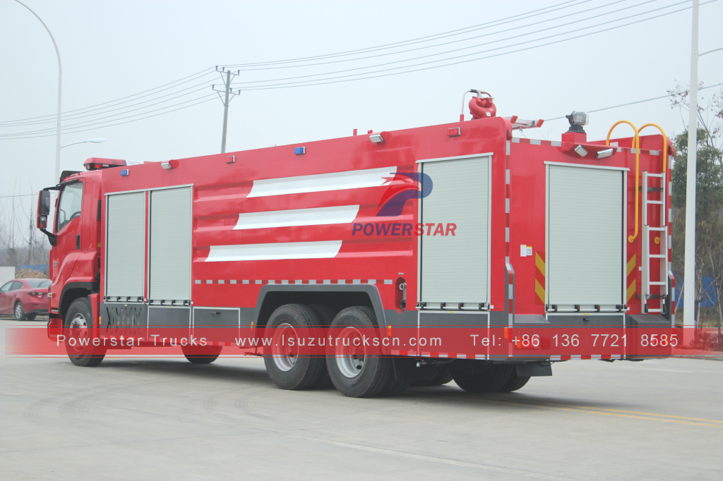 Japanese brand GIGA Water Tank/Foam Tank Fire Fighting Truck for sale