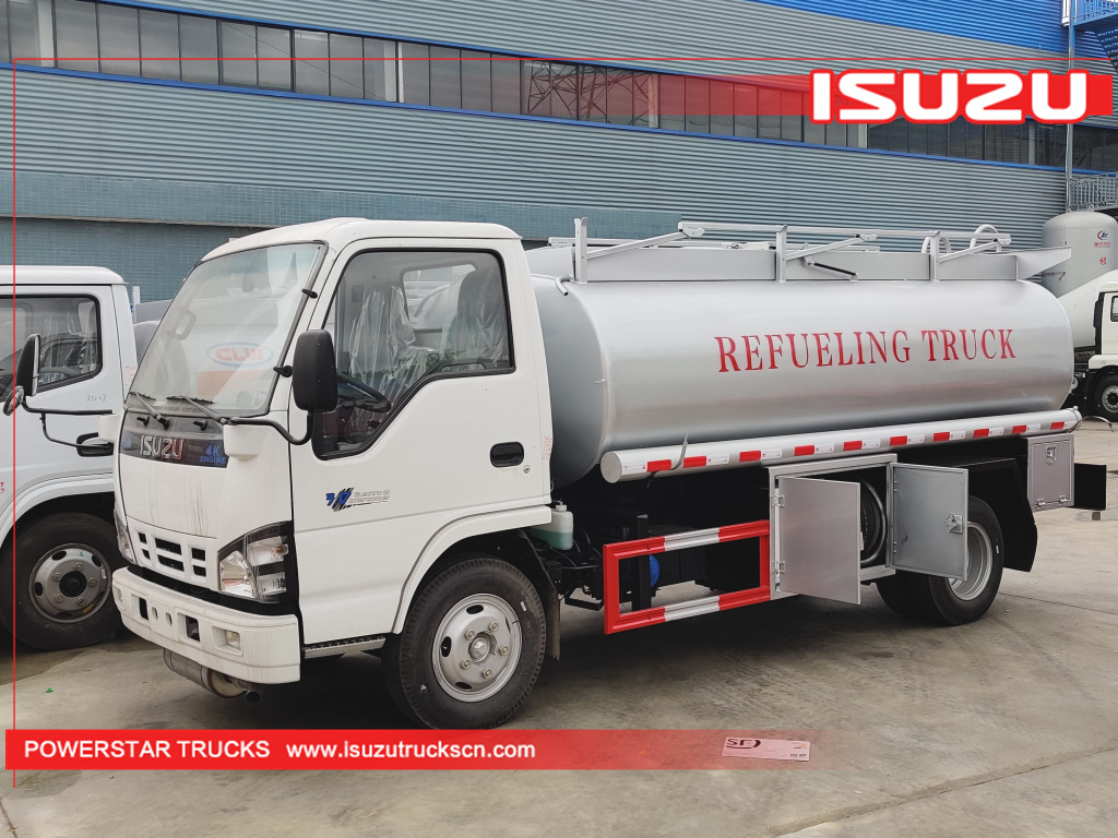 4,000L Isuzu Fuel tank truck for light diesel oil delivery