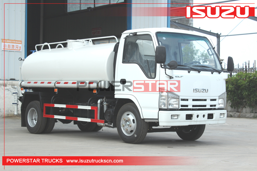 Water spray vehicle Isuzu ELF Water Tanker Trucks 4,000L