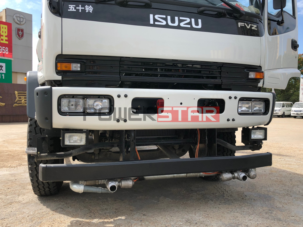 NEW ISUZU FVZ 6*4 Road Sprinkler Water Truck (22000 L)