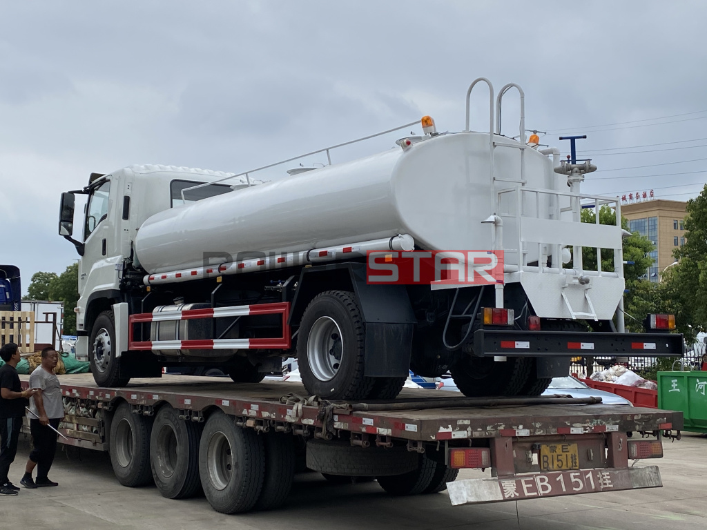 ISUZU GIGA VC61 6UZ1-TCG50 380HP Stainless Steel Drinking Water Tank Truck