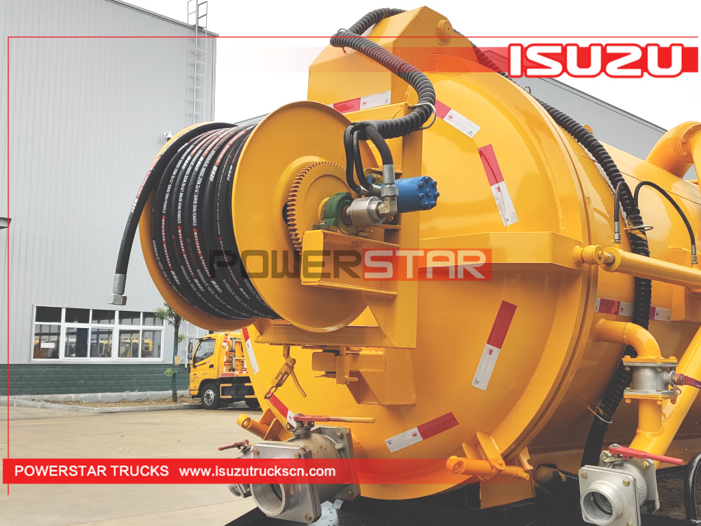 Cambodia ISUZU NPR ELF 700P 4X2 Suction Sewage Vacuum Tank Trucks for Sewer Cleaning