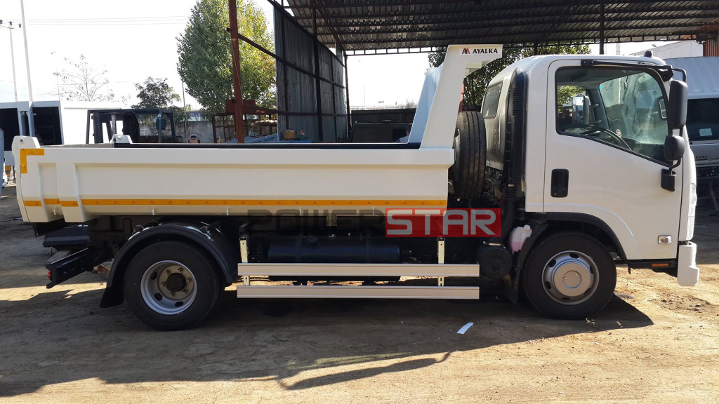 ISUZU NPR/700P/ELF mini cargo box Dump tipper trucks