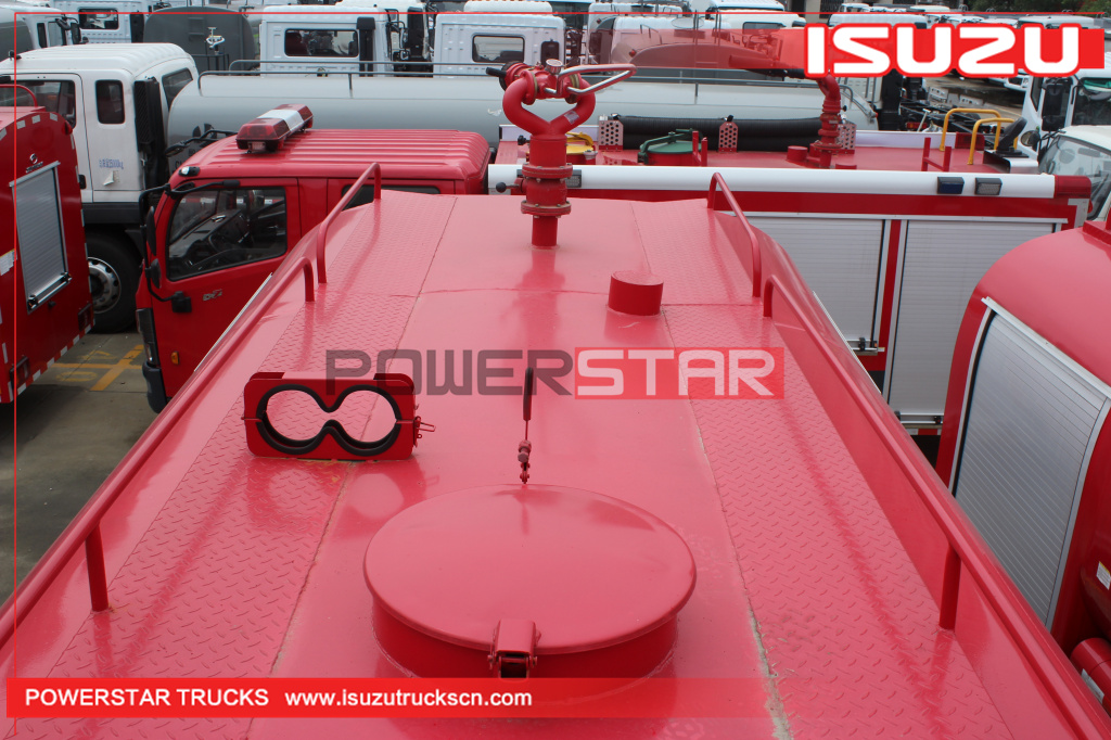 Cambodia ISUZU FVR water tanker fire rescue fire fighting vehicle