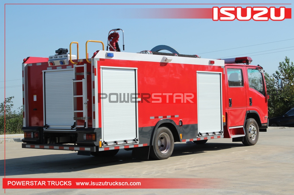 Cambodia ISUZU ELF Rescue Escape Emergency Water Foam Fire Engine 4X2 Water Fire Truck