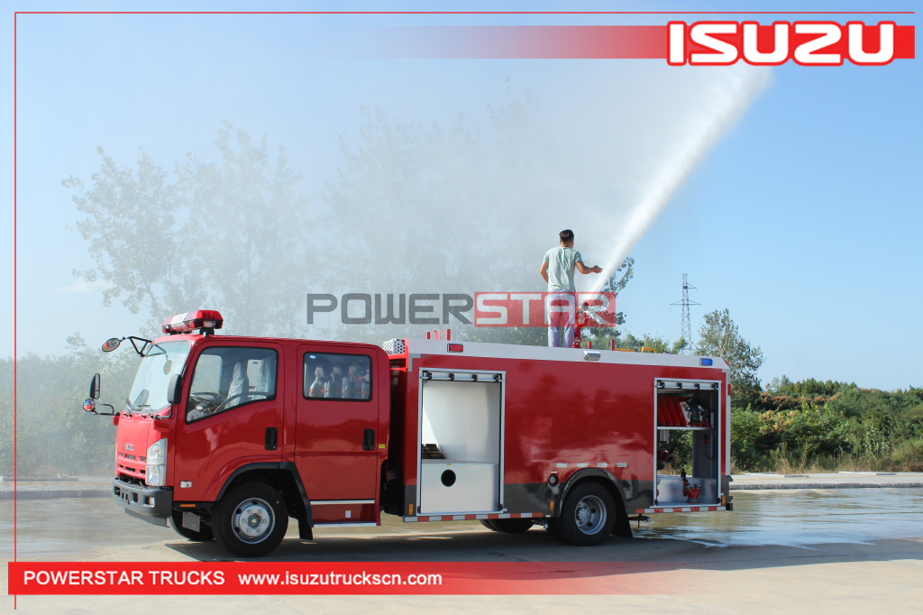 Cambodia ISUZU ELF Rescue Escape Emergency Water Foam Fire Engine 4X2 Water Fire Truck