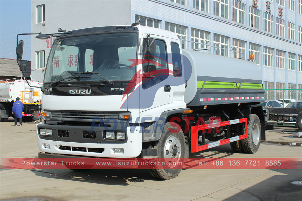 ISUZU FTR water sprinkler truck at special offer