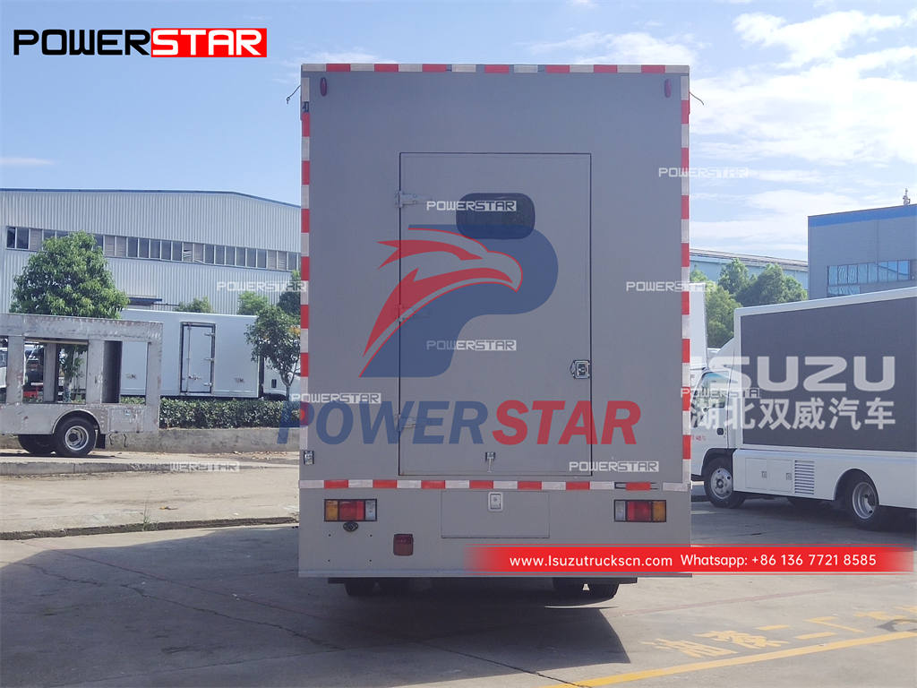 Japan brand ISUZU LED Screen Mounted Trucks for sale