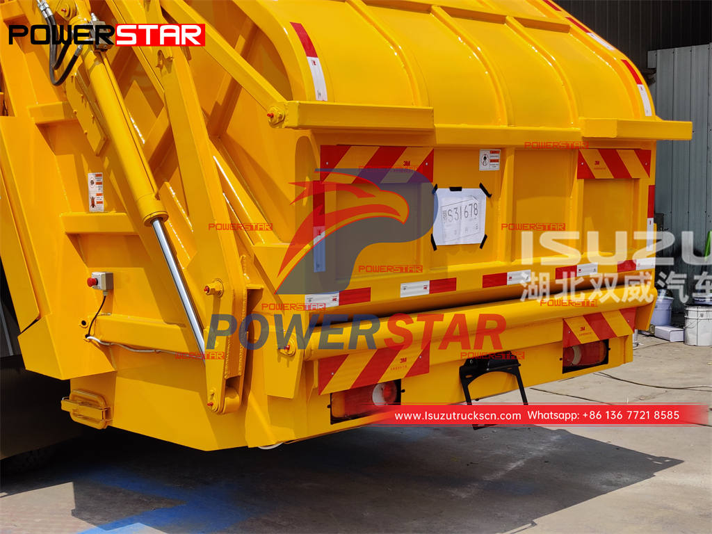 ISUZU GIGA 4×2 back load garbage truck for sale