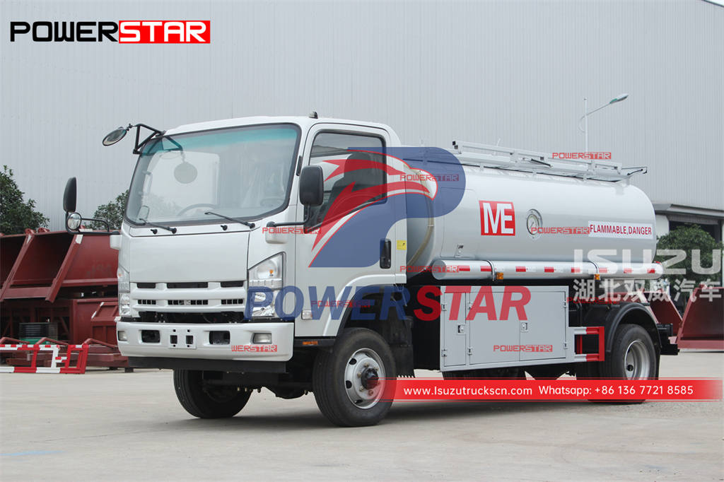 ISUZU 700P 4×4 AWD diesel tank truck for sale