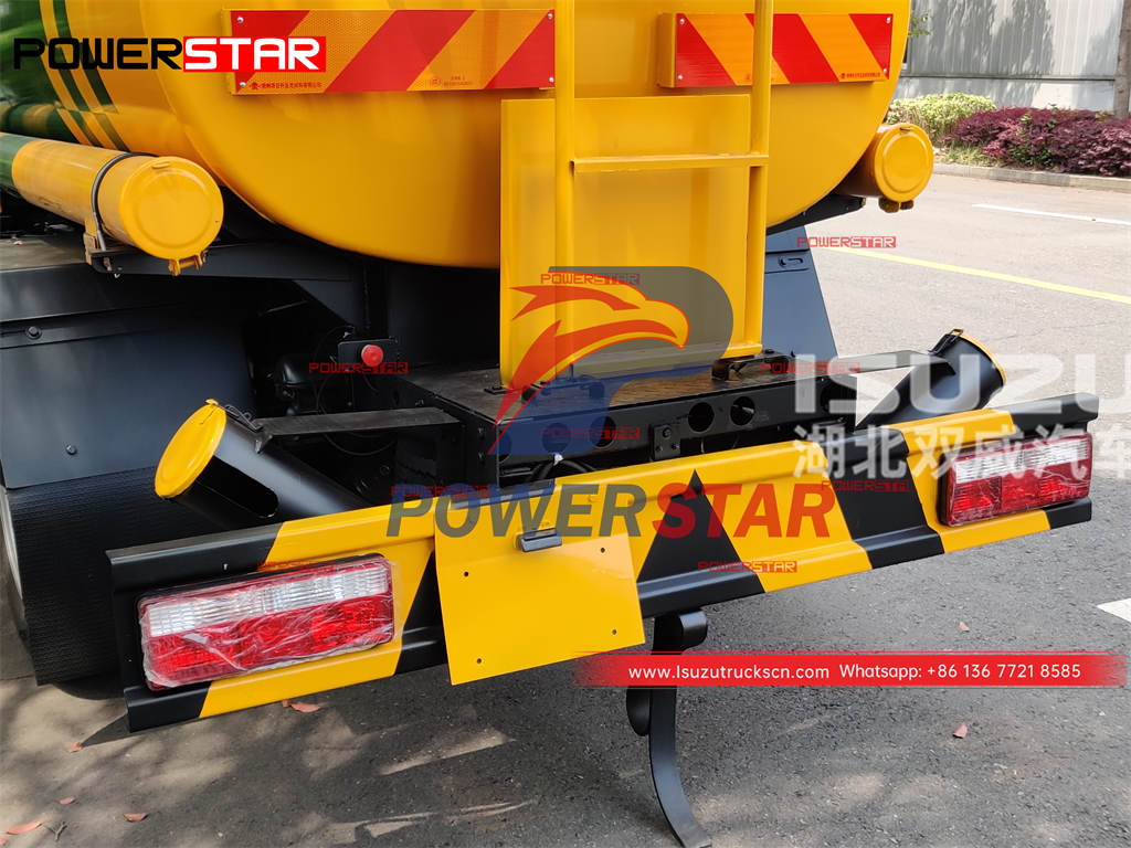 Customized ISUZU 98HP 4000 liters mini diesel bowser at promotional price