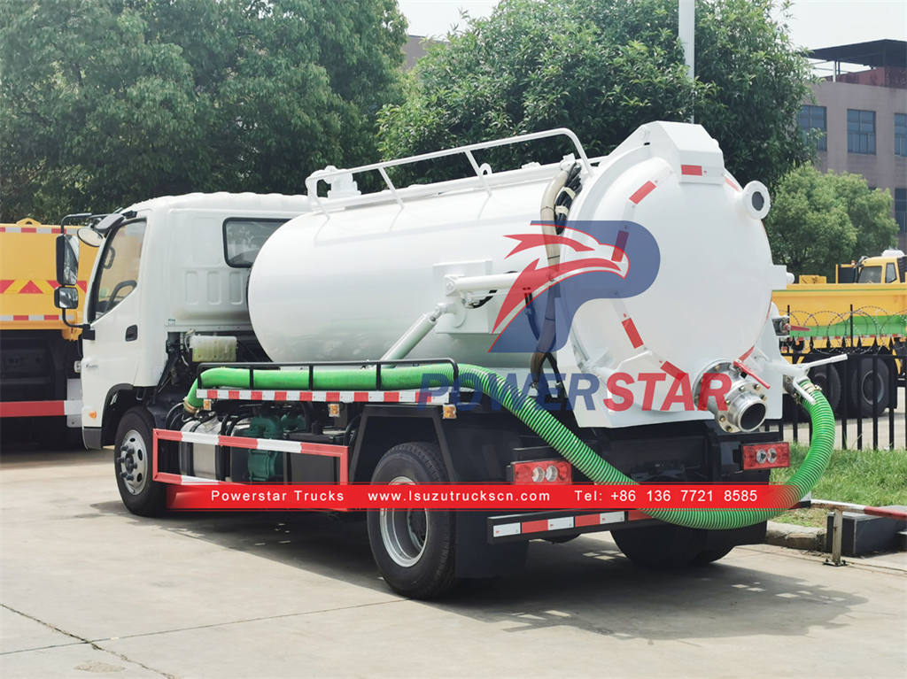 Hot sale ISUZU mini septic pump truck at best price