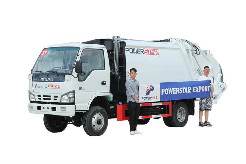 Isuzu off road garbage compactor truck