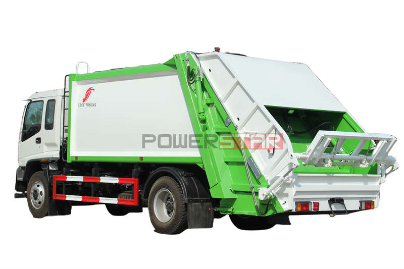 Isuzu FTR garbage compactor truck