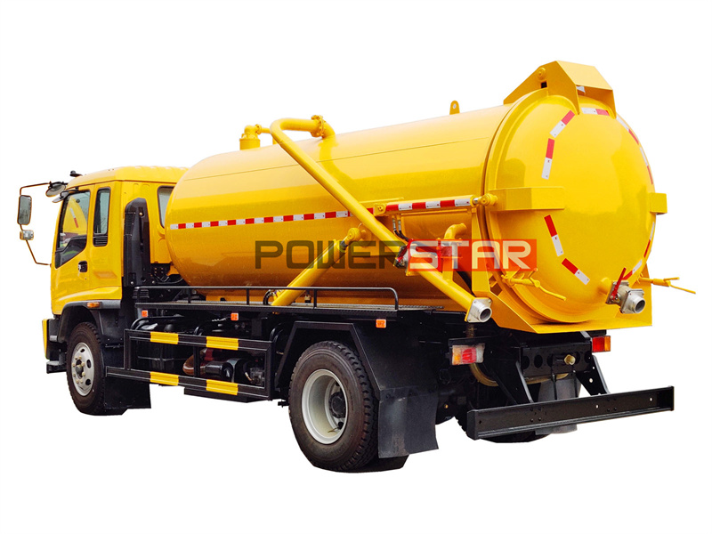 Isuzu FTR sewage suction truck