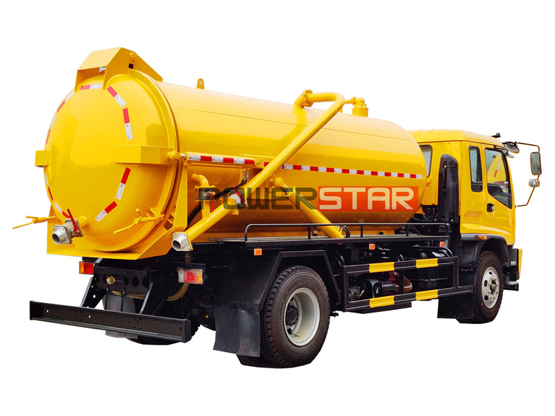 Isuzu FTR sewage suction truck