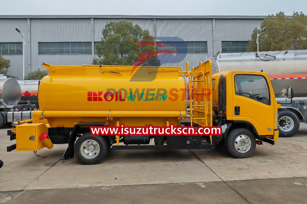 Isuzu NPR oil bowser truck RHD fuel tanker