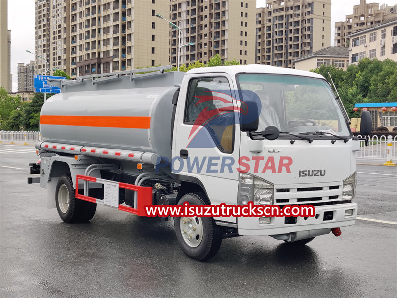 ISUZU mini refueling truck