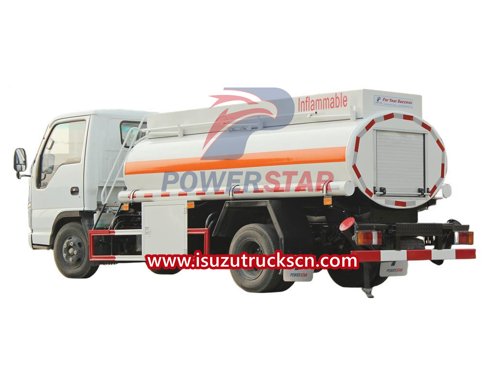 Isuzu 3000liters refueler tanker bowser