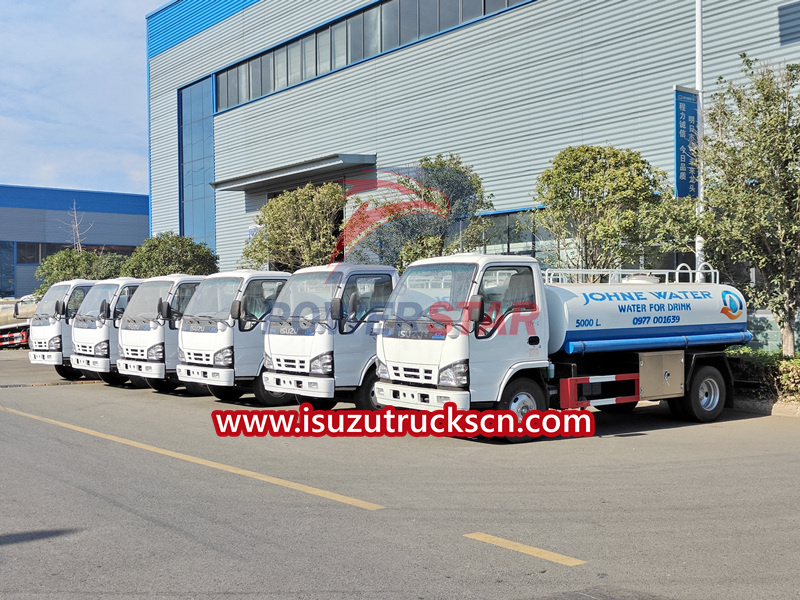 ISUZU water distribution truck