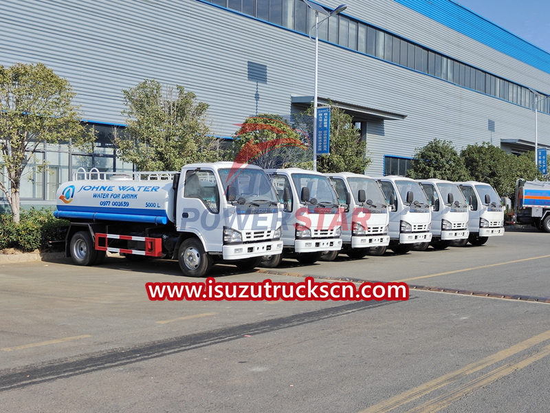 ISUZU water distribution truck