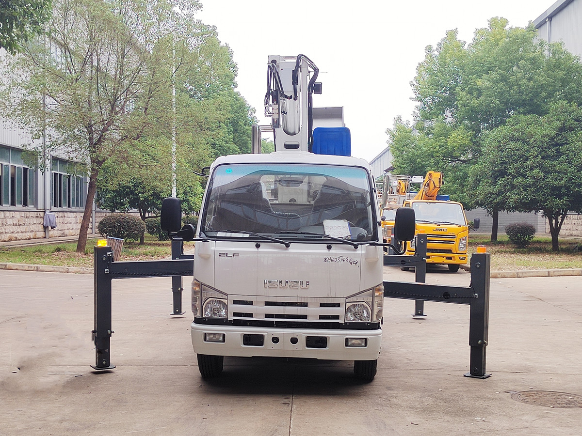 Isuzu chassis brand 20m 22m 24m Telescopic Boom Platform Truck Aerial Bucket Truck