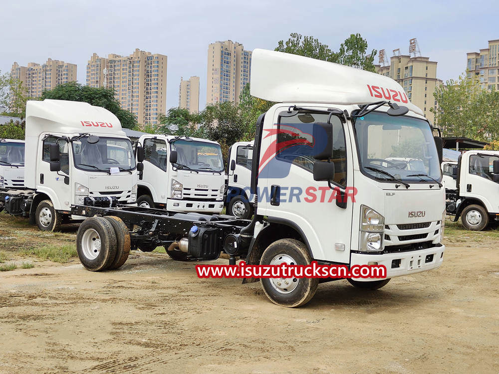 Isuzu 700P ELF Chassis