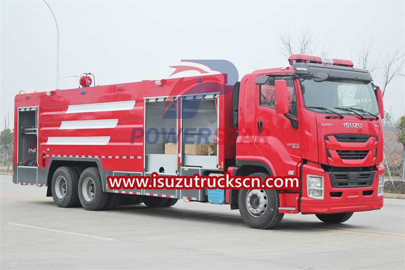 Isuzu fire truck GIGA