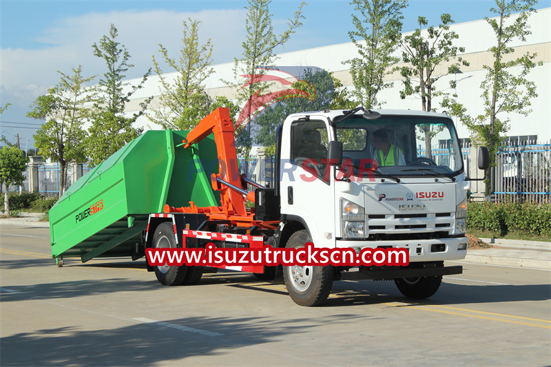 Isuzu NPR hook lift truck for Mongolia