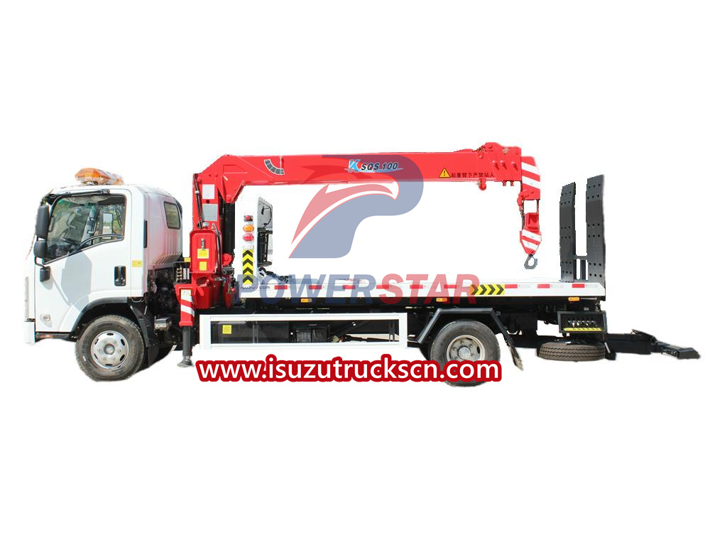 ISUZU wrecker truck with crane