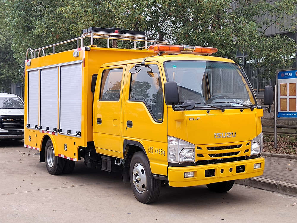 Isuzu Power Car Electric Power Unit Mobile Lighting Emergency Rescue Truck