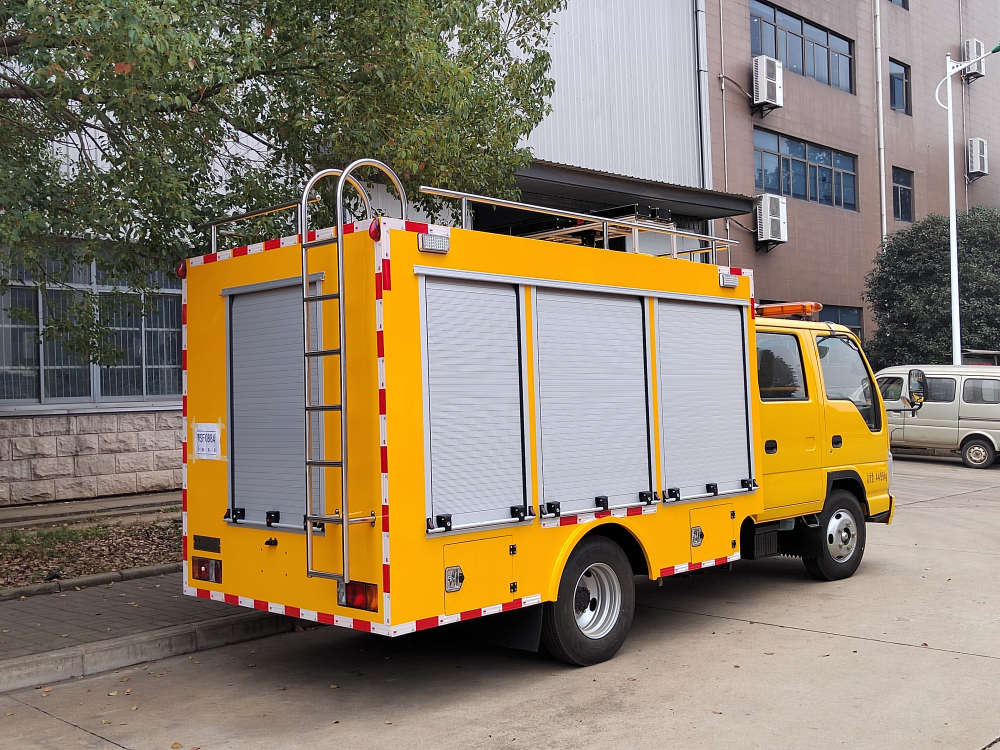 Isuzu Power Car Electric Power Unit Mobile Lighting Emergency Rescue Truck