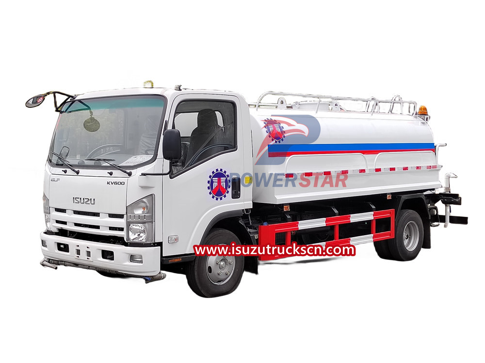 Isuzu water tanker