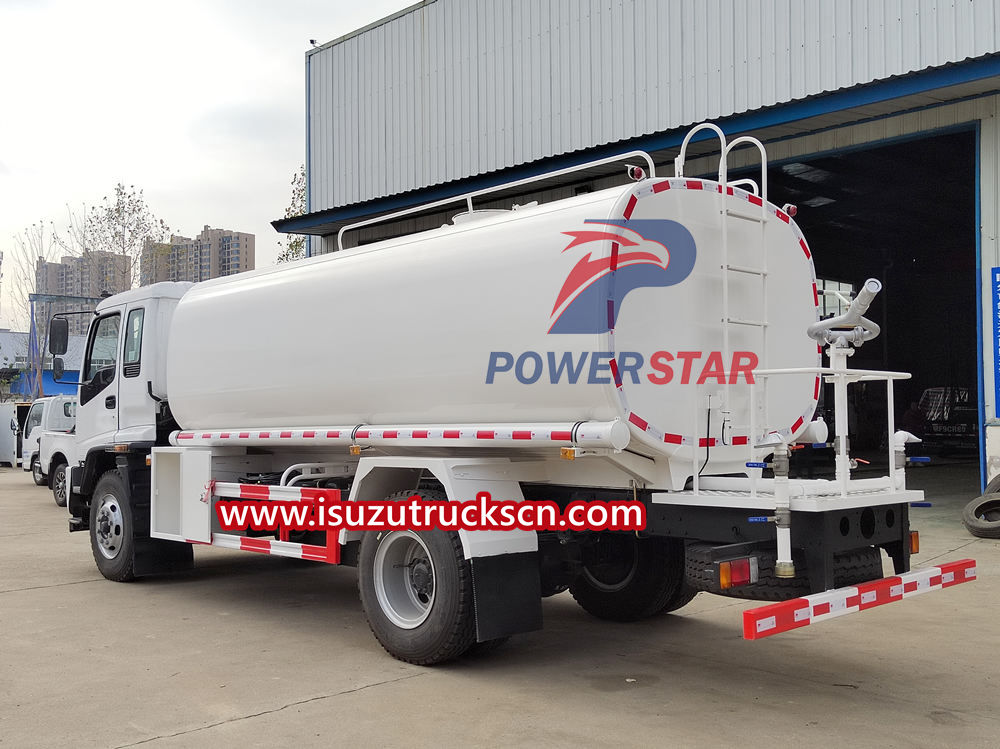 Isuzu water tanker