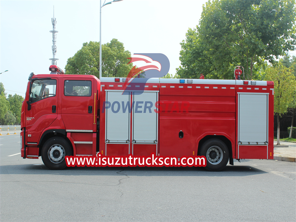 isuzu fire truck