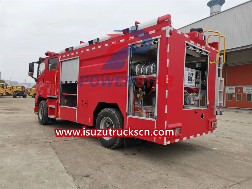 isuzu fire truck