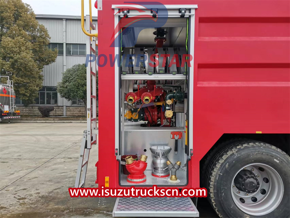 isuzu fire truck