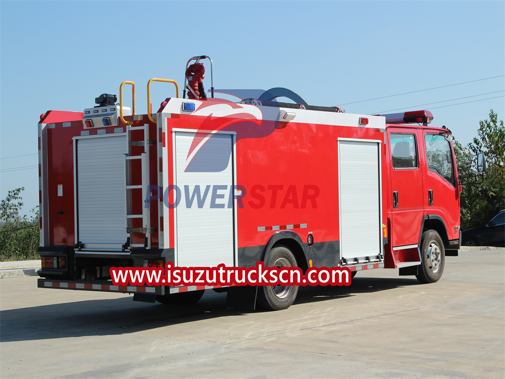 isuzu fire truck