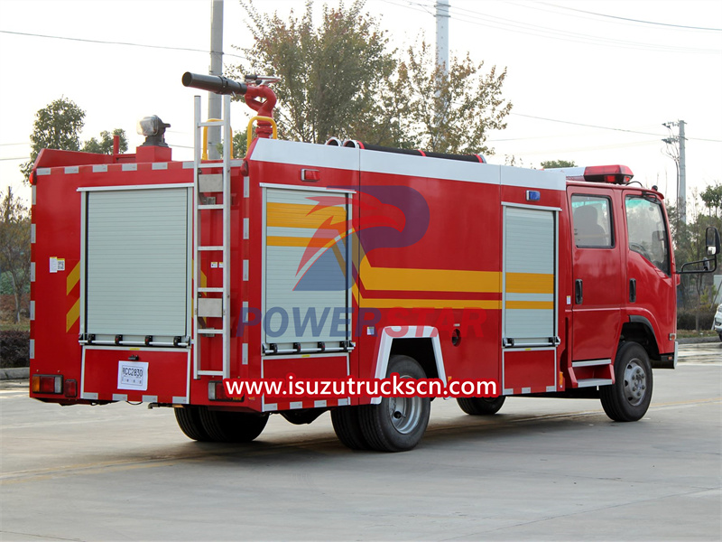 isuzu fire truck