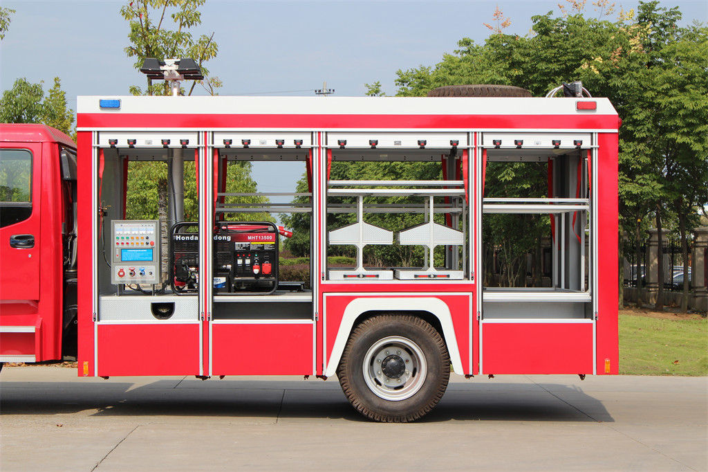 Emergency Rescue Fire Engine Isuzu