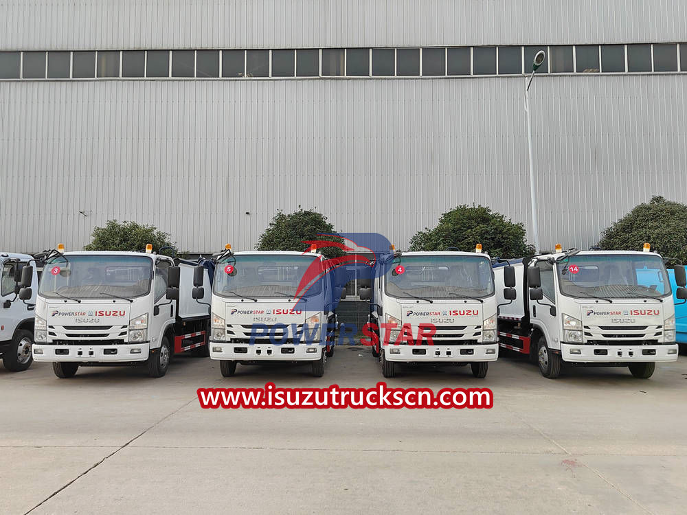 Isuzu refuse compactor truck